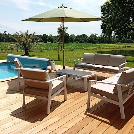 Hébergement de vacances Maison Neuve Avec Piscine Chauffée, 4 Kms De Contis
