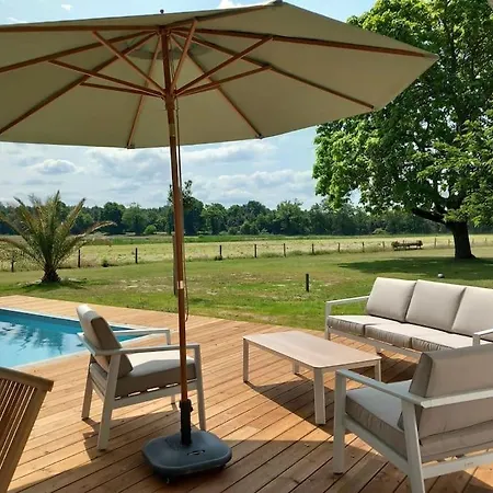 Maison Neuve Avec Piscine Chauffee, 4 Kms De Contis 別荘 *